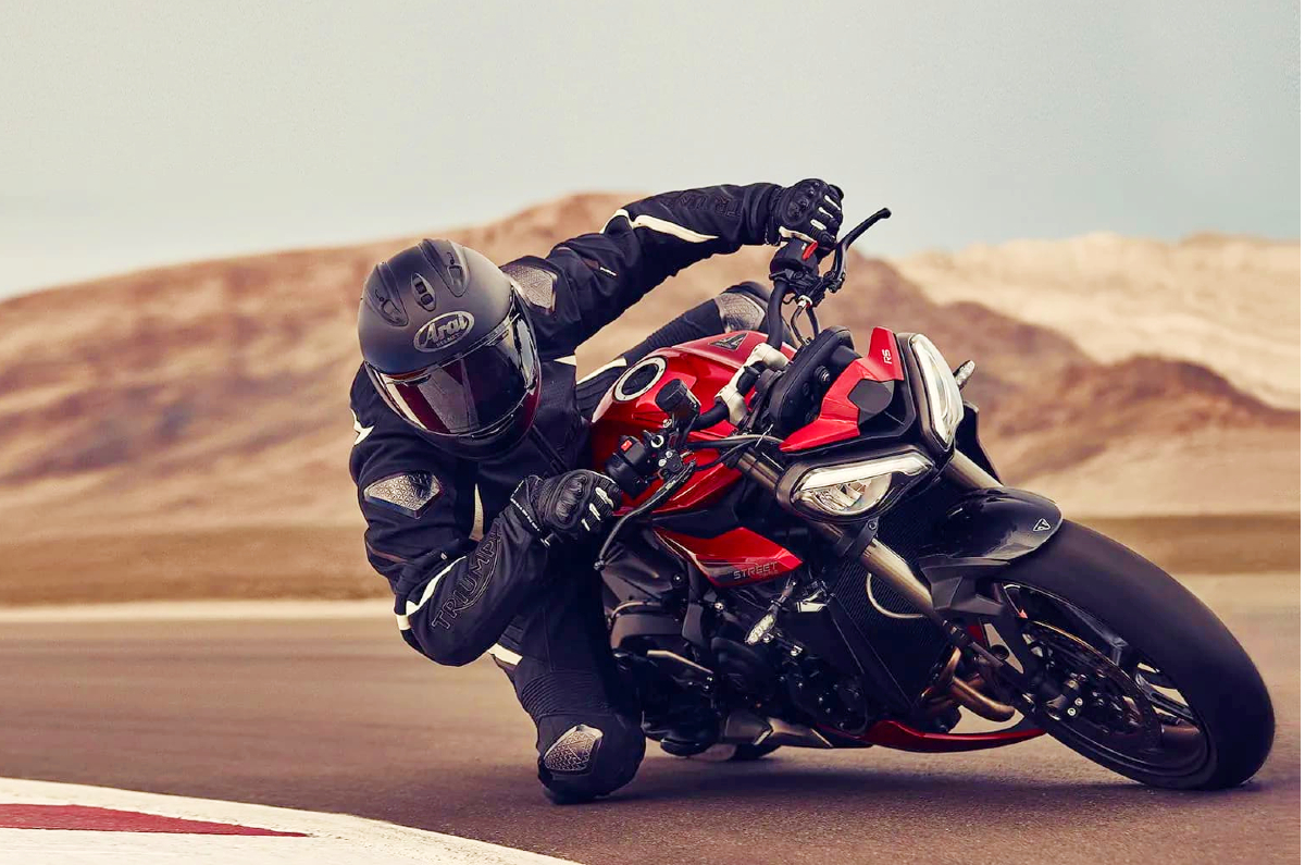 Triumph Street Triple price, India launch, power, electronics.